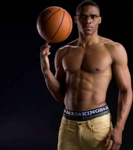 德转列美职联历史全明星11人：梅西领衔，伊布、贝克汉姆在列（德转评选MLS历史全明星十一人：梅西领衔，伊布与贝克汉姆入选）