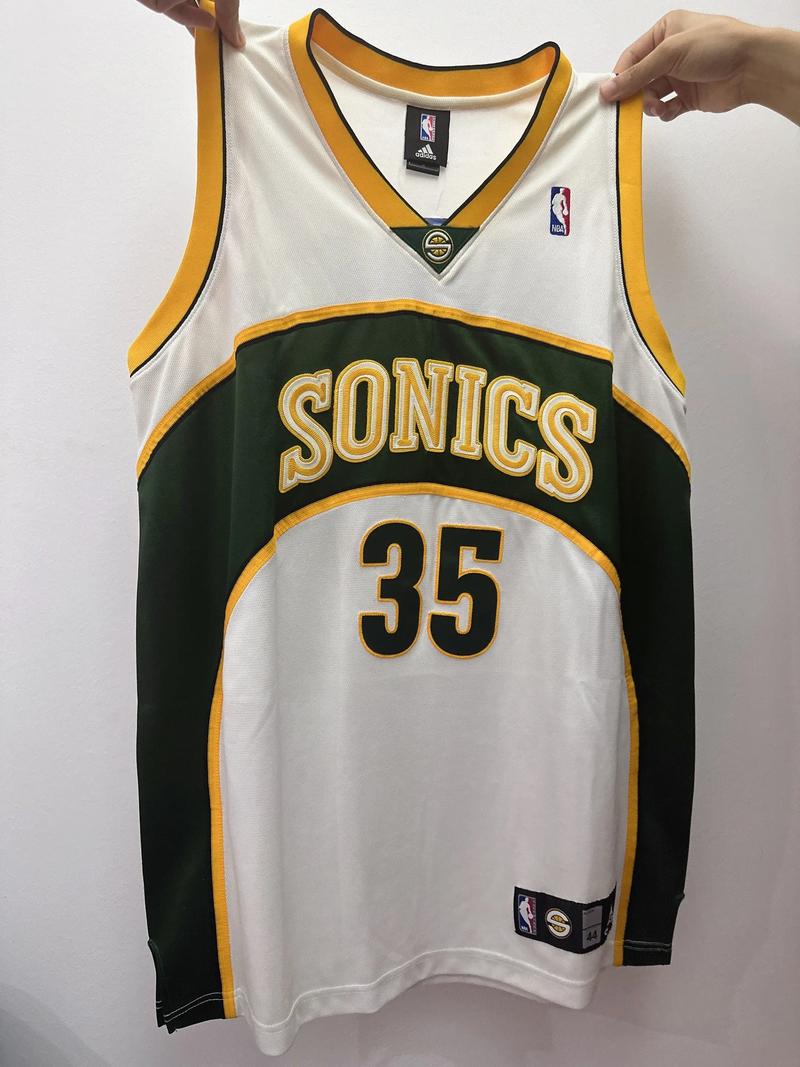 安东尼奥：有些不满不能细说；我们一直长期考察王博豪（安东尼奥称部分不满不便细说，我们已长期关注王博豪）