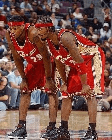 索尔巴肯：圣西罗为哈兰德鼓掌是顶级礼遇；挪威将进入新时代（索尔巴肯：圣西罗向哈兰德致敬堪称最高礼遇，挪威足球迈入全新时代）