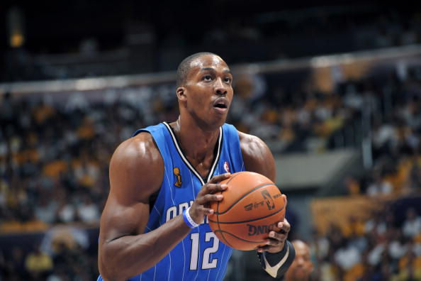 近4届欧预赛+世预赛射手榜：凯恩40球第1，C罗32球第2（近四届欧预赛与世预赛射手榜：凯恩40球居首，C罗32球次席）