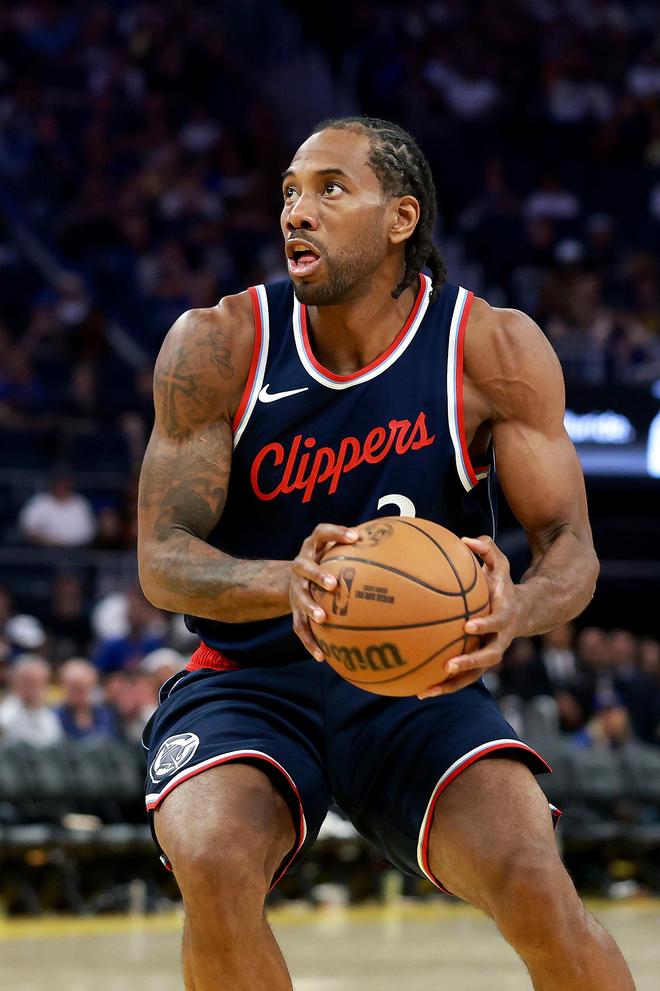 里程碑之战，麦肯尼迎来尤文生涯第200次出场（麦肯尼尤文生涯200场达成，里程碑一役）